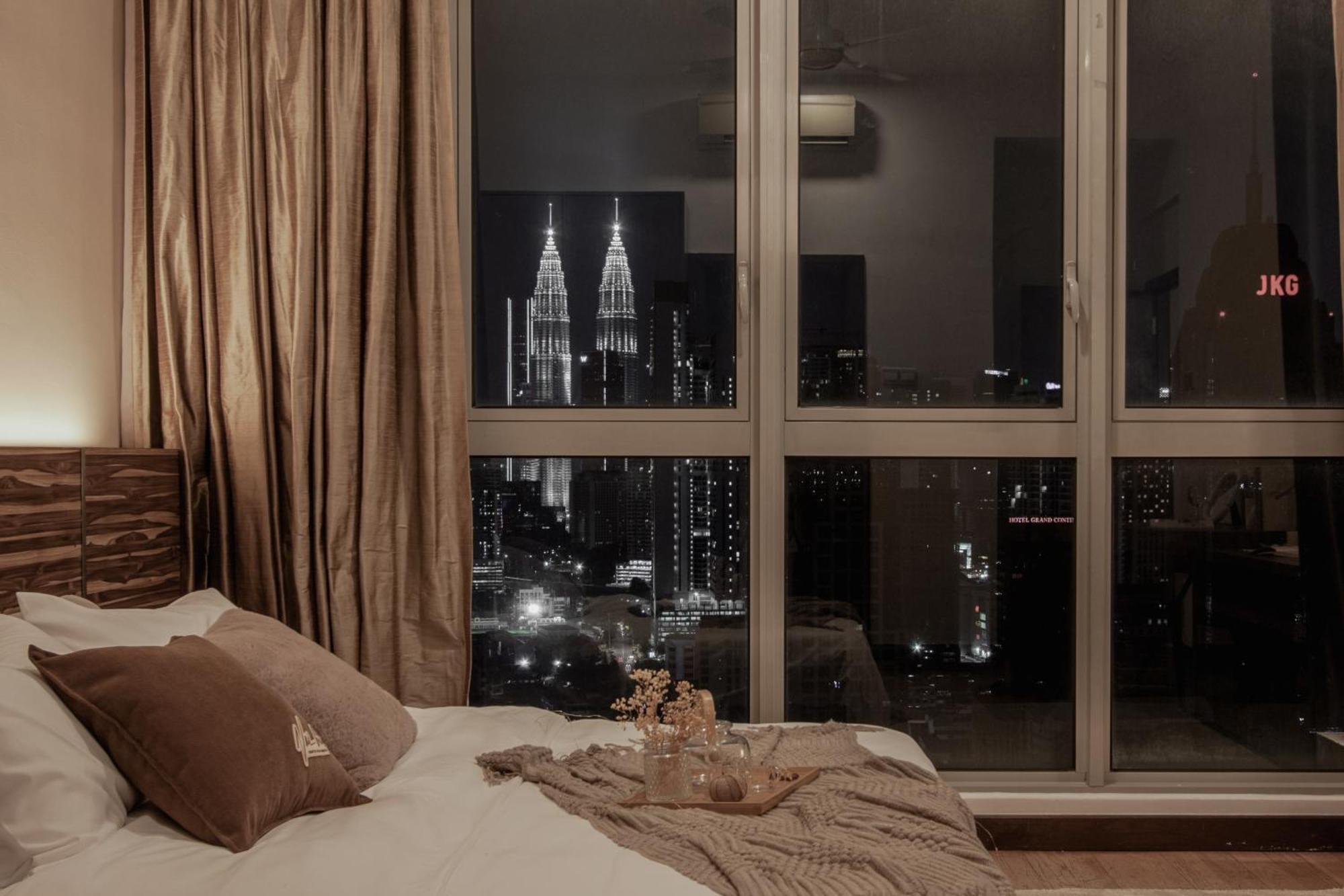 & Residences @ Regalia By Plc Apartment *
