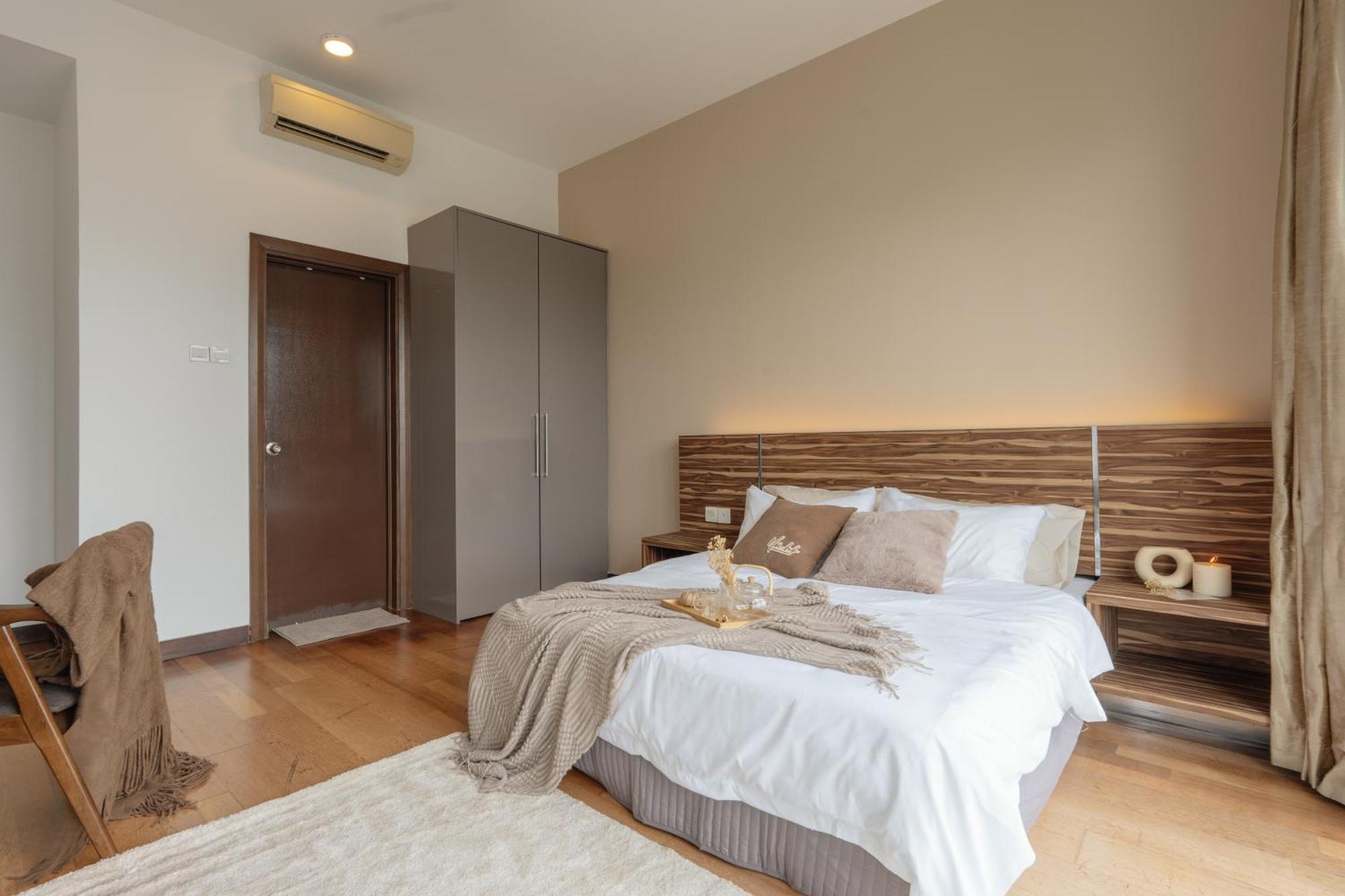 Apartment & Residences @ Regalia By Plc *