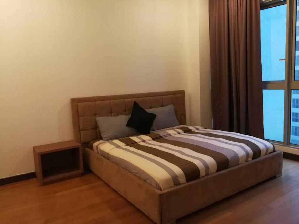 Apartment & Residences @ Regalia By Plc *