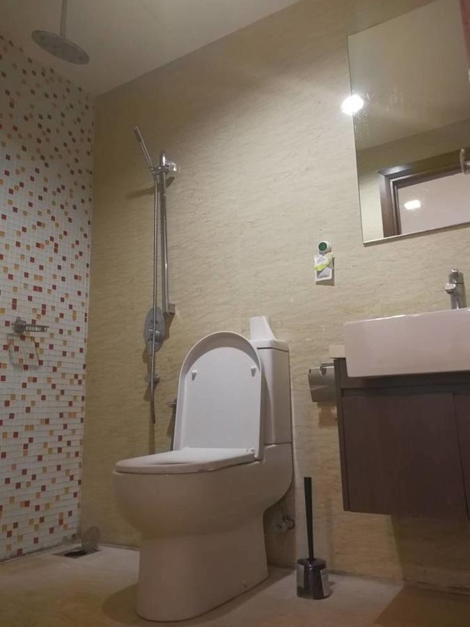Apartment & Residences @ Regalia By Plc