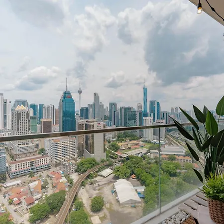 Suites & Residences @ Regalia By Plc Kuala Lumpur Exterior photo