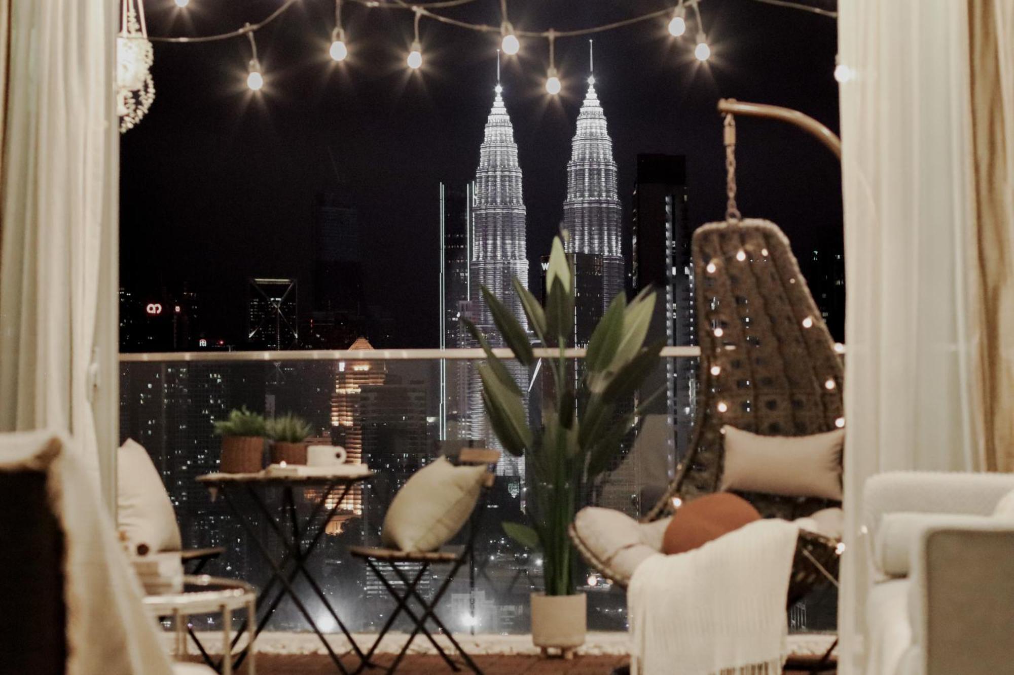 & Residences @ Regalia By Plc Apartemen